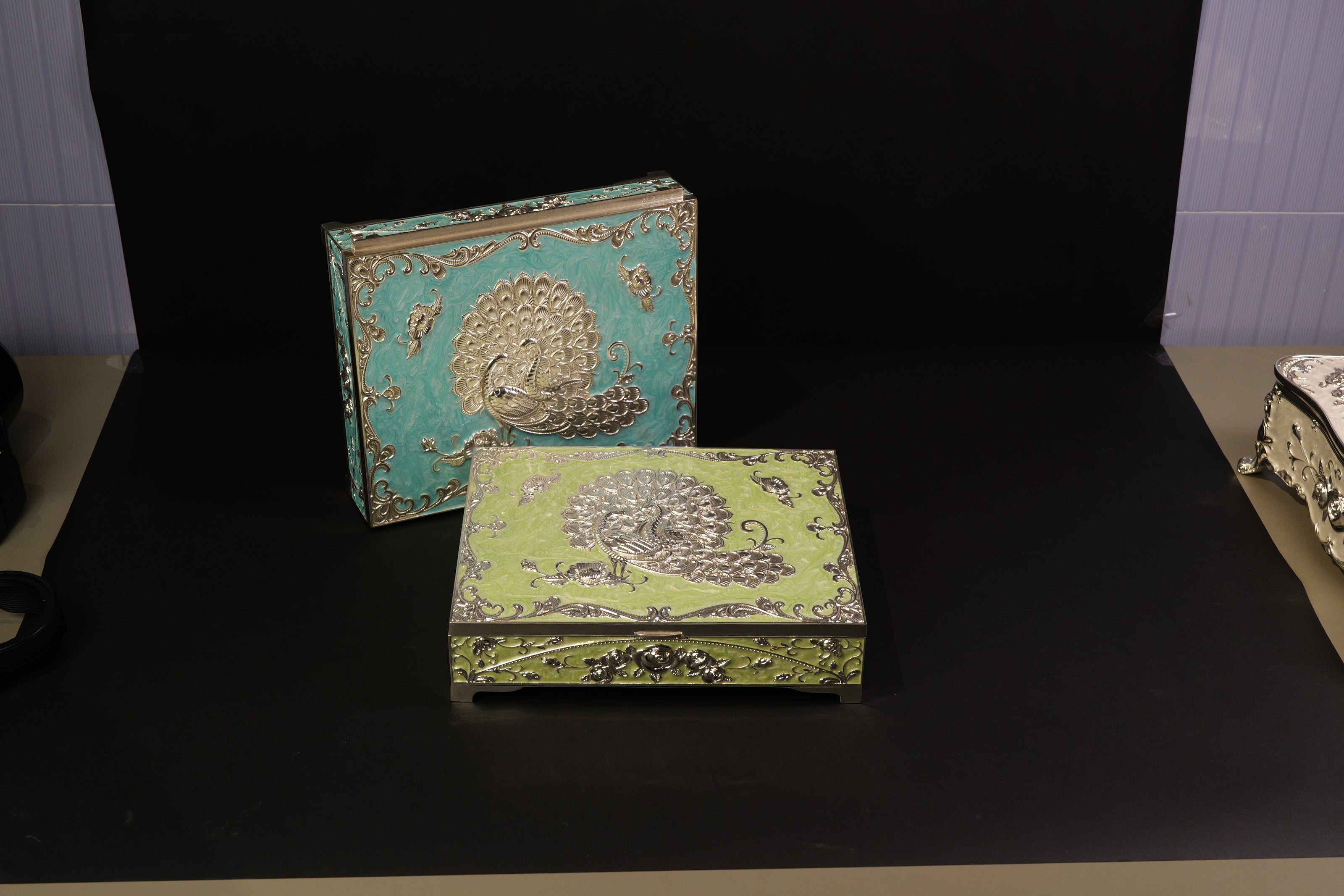 PEACOCK DRY FRUIT BOX
