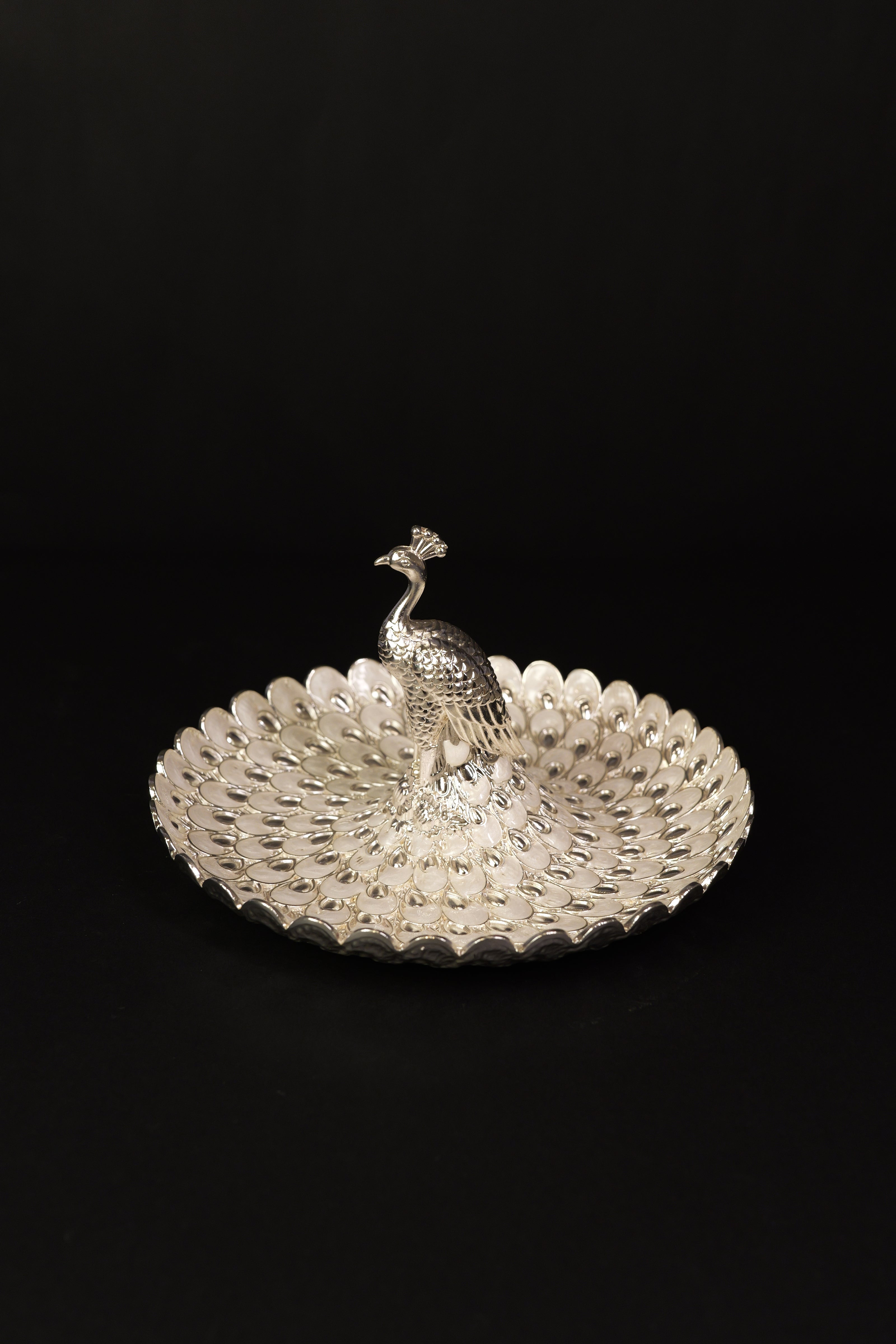 SMALL ROUND PEACOCK TRAY