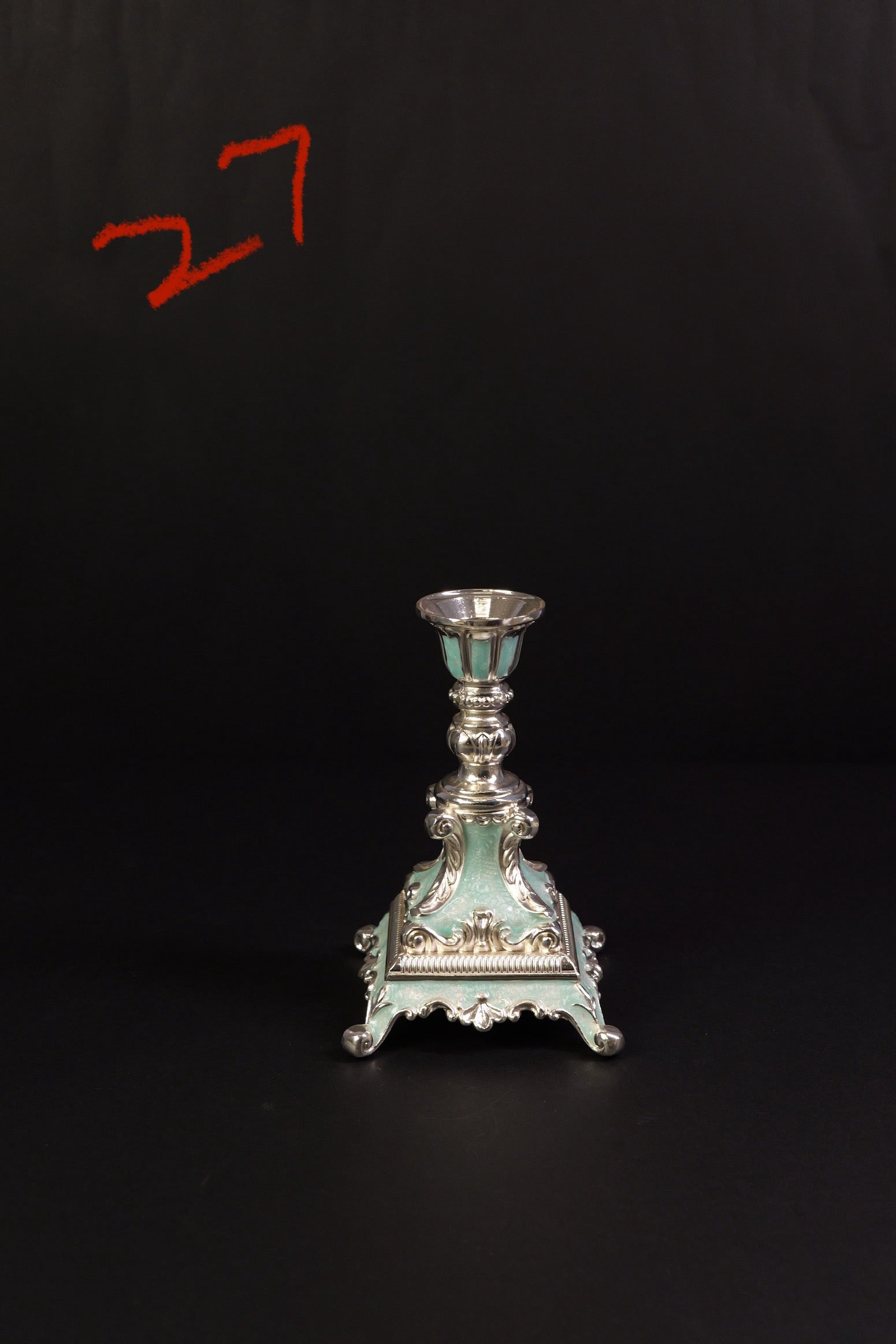 SMALL CANDLE STAND