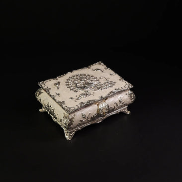 JEWELLERY BOX (MEDIUM)