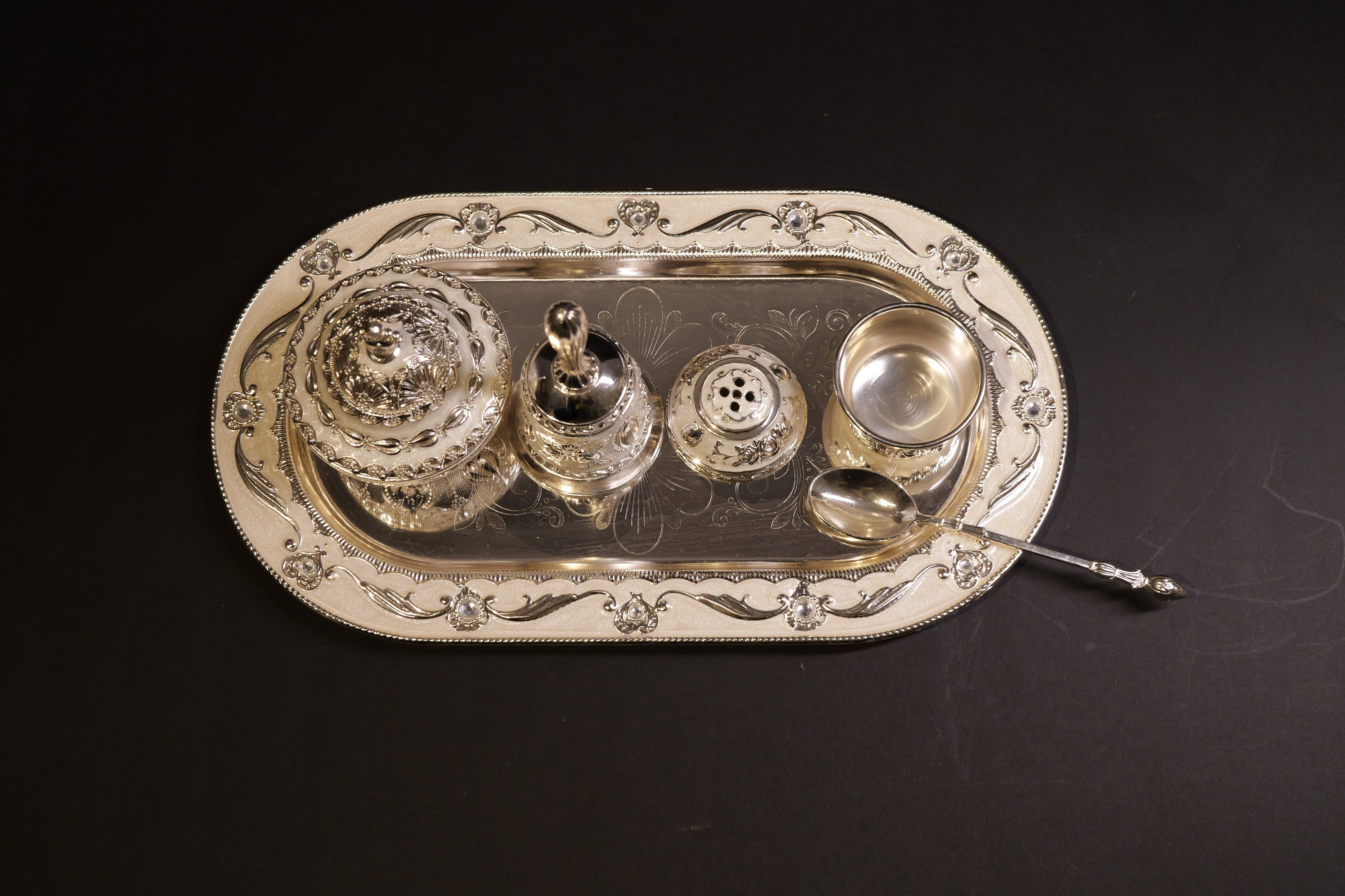 OVAL PUJA THALI