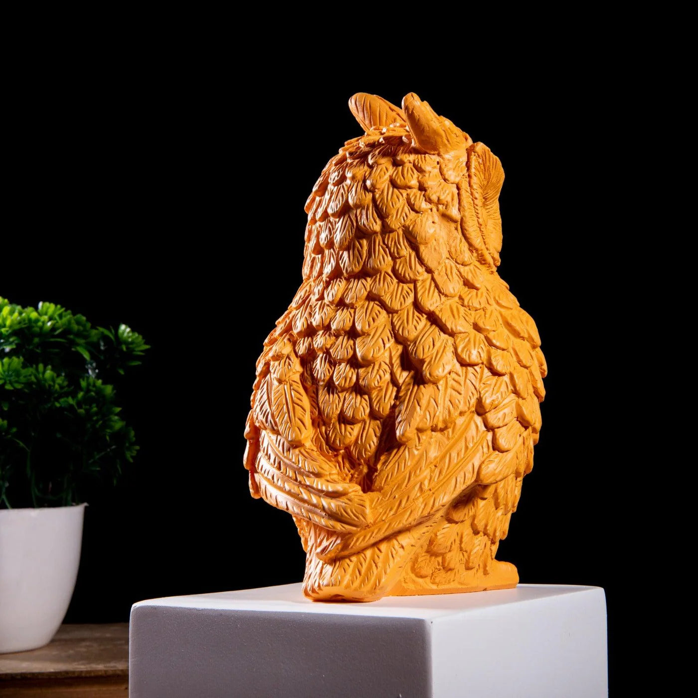 WISE OWL BRINGS FORTUNE DECOR